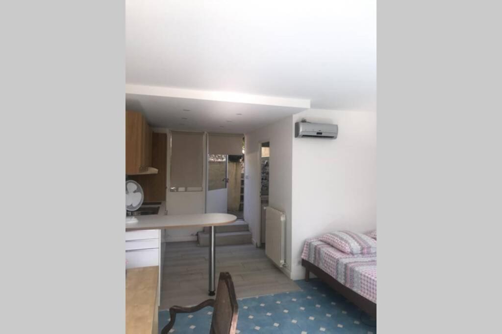 Joli Studio Au Mont St Clair Avec Vue Sur La Mer Sète Exterior foto