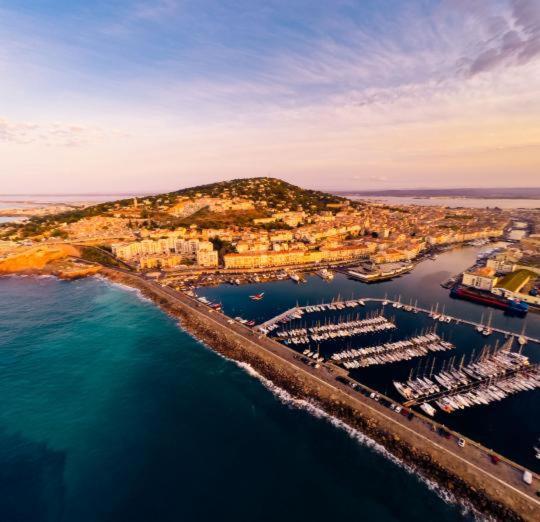 Joli Studio Au Mont St Clair Avec Vue Sur La Mer Sète Exterior foto